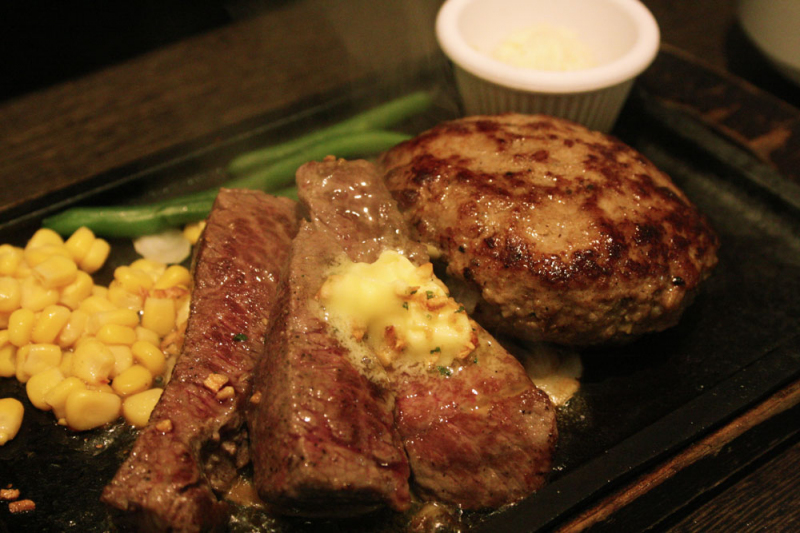 美味しくてボリューム満点!! 選べるステーキコンビ